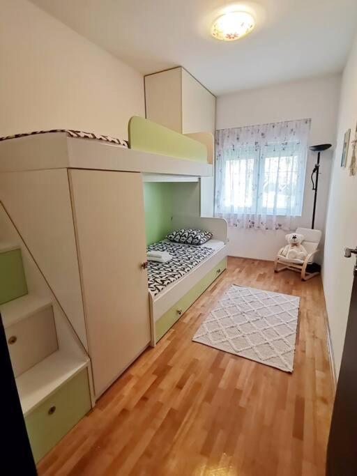 Apartman Pejic Podstrana Buitenkant foto