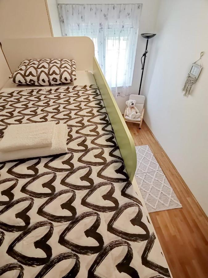 Apartman Pejic Podstrana Buitenkant foto