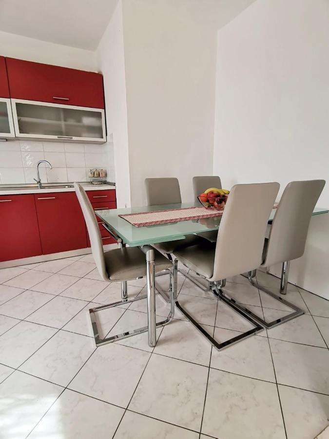 Apartman Pejic Podstrana Buitenkant foto